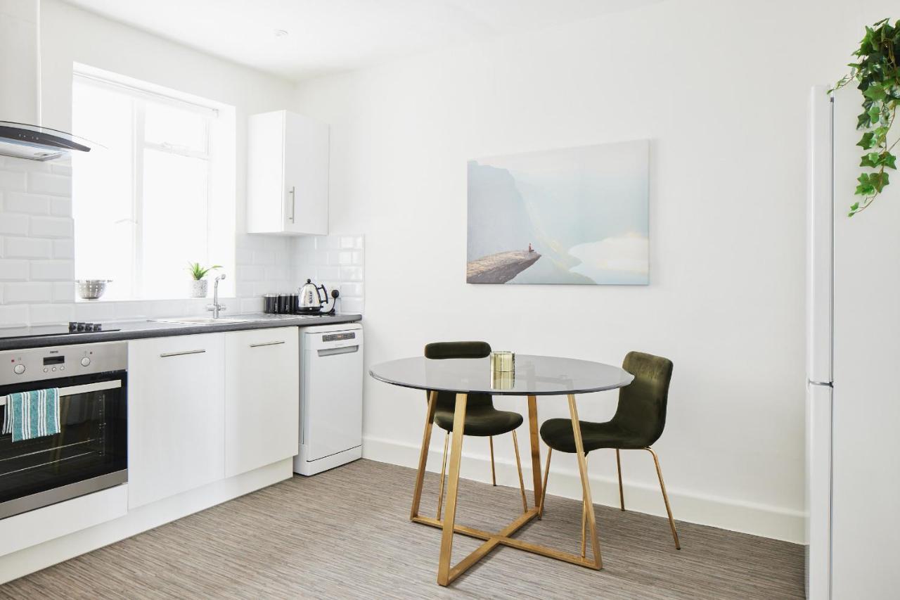Luxury 1-Bedroom Apartment In Marylebone Londres Exterior foto